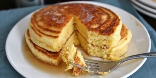 Кукурузные оладьи на кефире