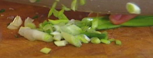 кукурузные оладьи с помидором и ветчиной. Шаг 5