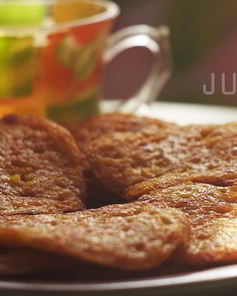 Манные оладьи с куркумой