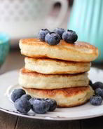 Оладьи на молоке и дрожжах пышные