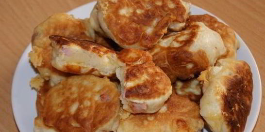 Оладьи с ветчиной и сыром