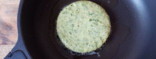 оладьи с зеленью. Шаг 7