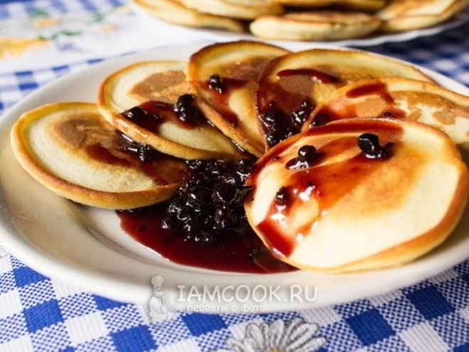 Рецепт пышных оладий на молоке