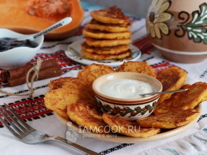 Рецепт тыквенных оладий с сырой тыквой