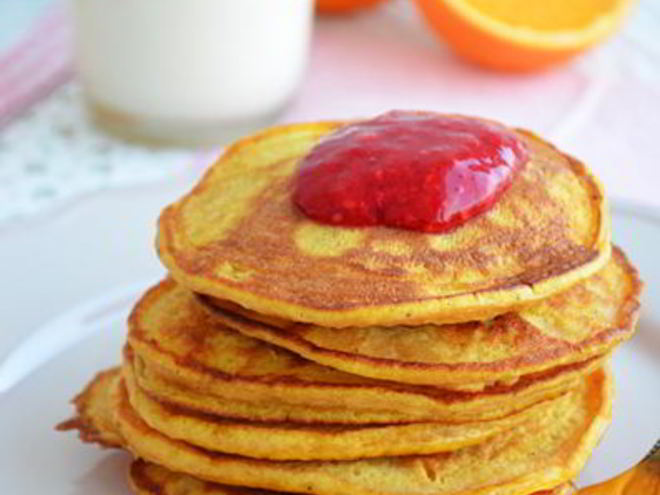 Рецепт тыквенных оладий со свежим малиновым вареньем