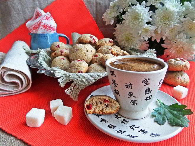 Рецепт гречневого печенья с брусникой