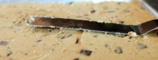 мороженое с кофейным печеньем и шоколадом. Шаг 6