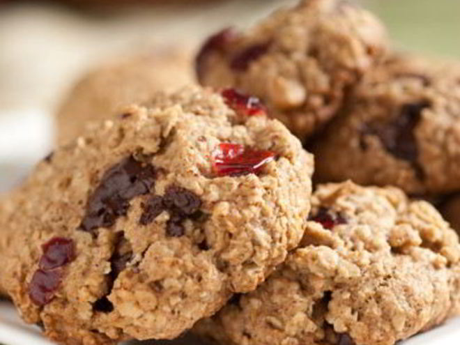 Рецепт овсяного печенья с клюквой и медом