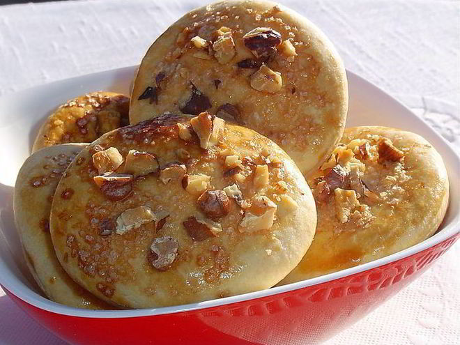 Рецепт печенья-ассорти из быстрого теста на пиве