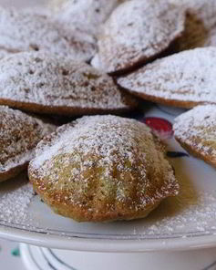 Печенье Мадлен с фисташками