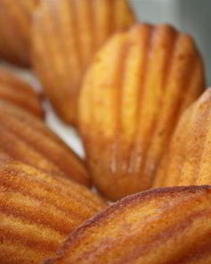 Печенье Мадлен с манговым пюре