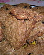 Шоколадное печенье с овсяными хлопьями и изюмом