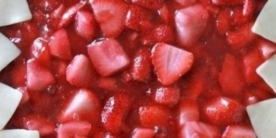 Клубничный сердечный пирог