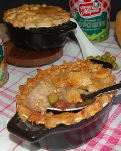 Мясной пирог с сырным тестом