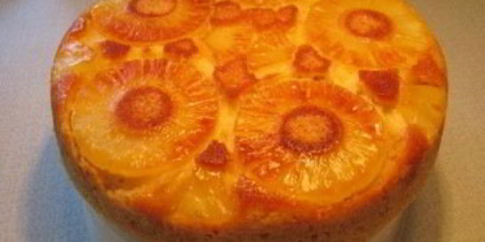 Пирог с ананасами в мультиварке