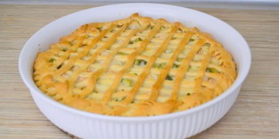 Пирог с брокколи и курицей
