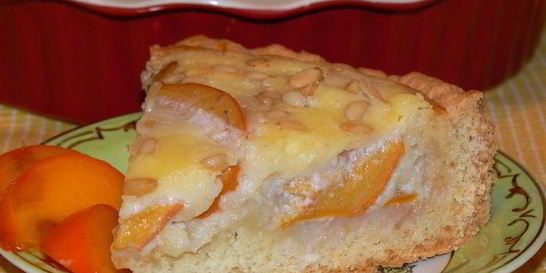 Пирог с хурмой