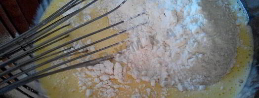 пирог с сыром в мультиварке заливной. Шаг 5