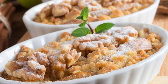 Пирог с яблочным вареньем