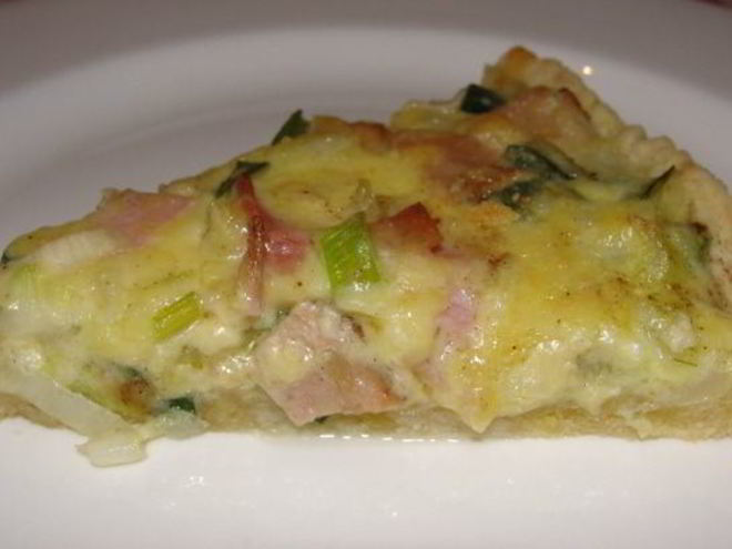 Рецепт пирога с зеленым луком и ветчиной