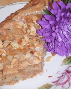 Яблочно-миндальный пирог