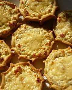 Калицуния — греческие пирожки