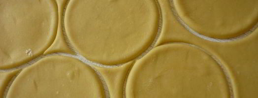 калицуния — греческие пирожки. Шаг 8