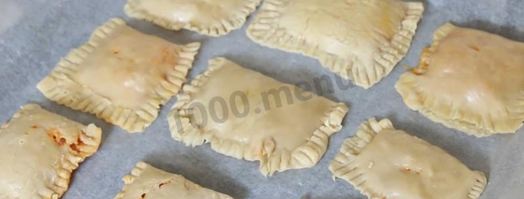 пирожки из слоеного теста с капустой в духовке. Шаг 12