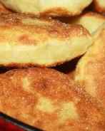 Пирожки из теста на мацони с картофелем и фаршем