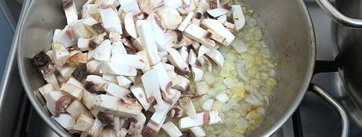 пирожки с грибами и рисом. Шаг 16