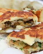 Пирожки с грибами жареные