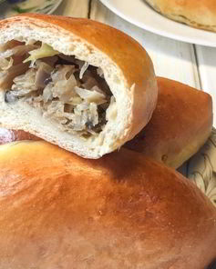 Пирожки с капустой и грибами