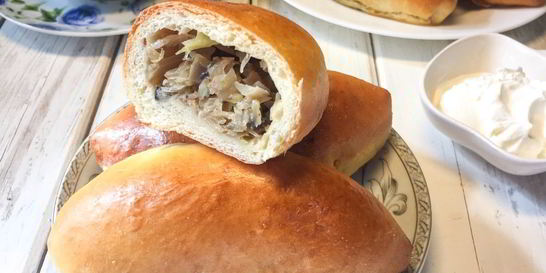 Пирожки с капустой и грибами