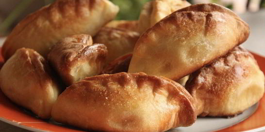 Пирожки с колбасой в духовке