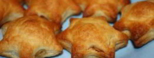 пирожки с рыбой из слоеного теста. Шаг 12