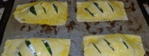 пирожки со щавелем в духовке. Шаг 10