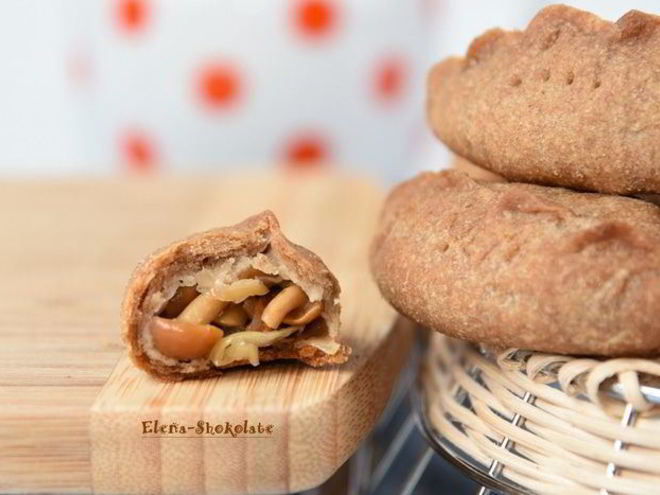 Рецепт постных пирожков с маринованными опятами