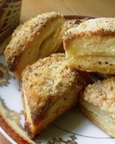 Пирожное со штрейзелем