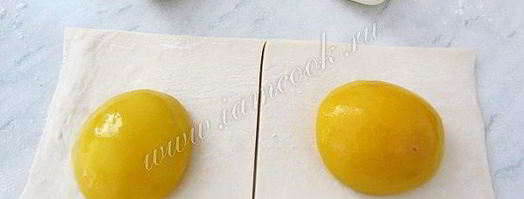 пирожные из слоеного теста с персиками. Шаг 6