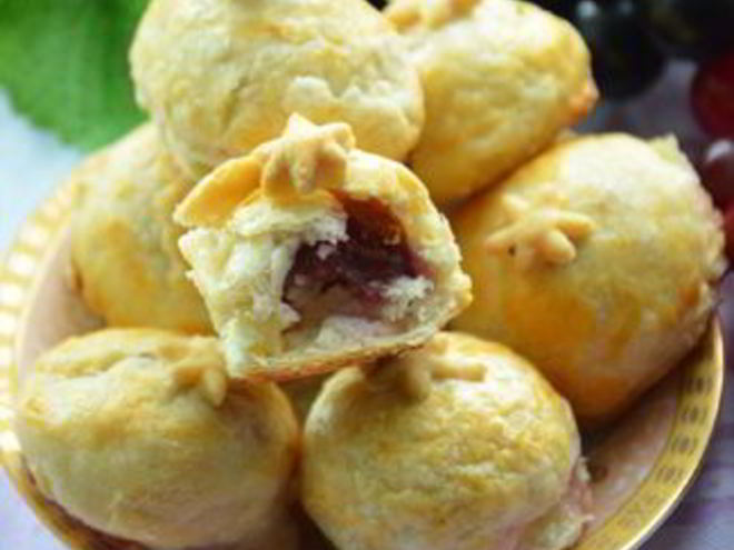 Рецепт пирожных с виноградом