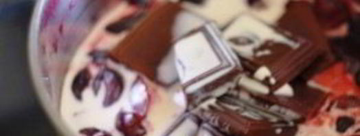 шоколадно-вишневые пирожные. Шаг 5