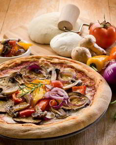 Пицца с овощами гриль