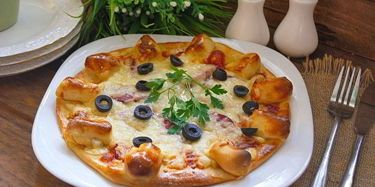 Пицца с сырными булочками