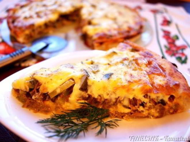 Рецепт сытной пиццы по-домашнему