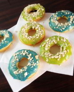 Американские пончики с шоколадной глазурью