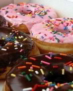 Американские пышные пончики в глазури