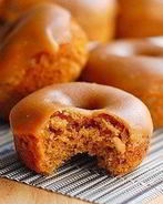 Имбирные пончики в сахарной глазури к чаю