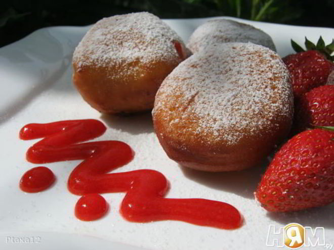 Рецепт пончиков с клубничной начинкой