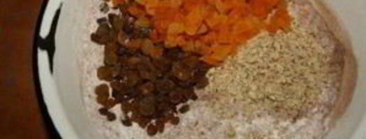 коврижка в мультиварке редмонд. Шаг 5