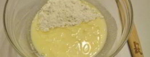 пышки на кефире, жаренные на сковороде. Шаг 4